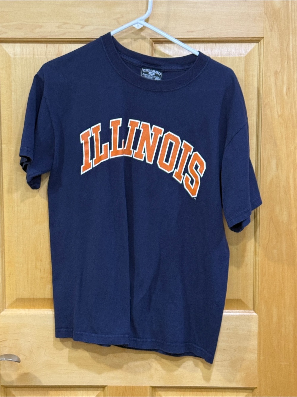 Steve & Barry's Navy Blue T-Shirt with Orange Illinois Arch size M